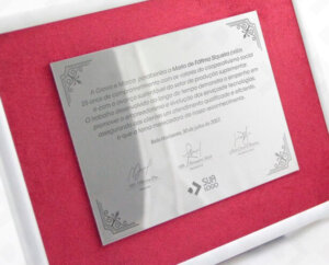 Certificados em INOX Emoldurados